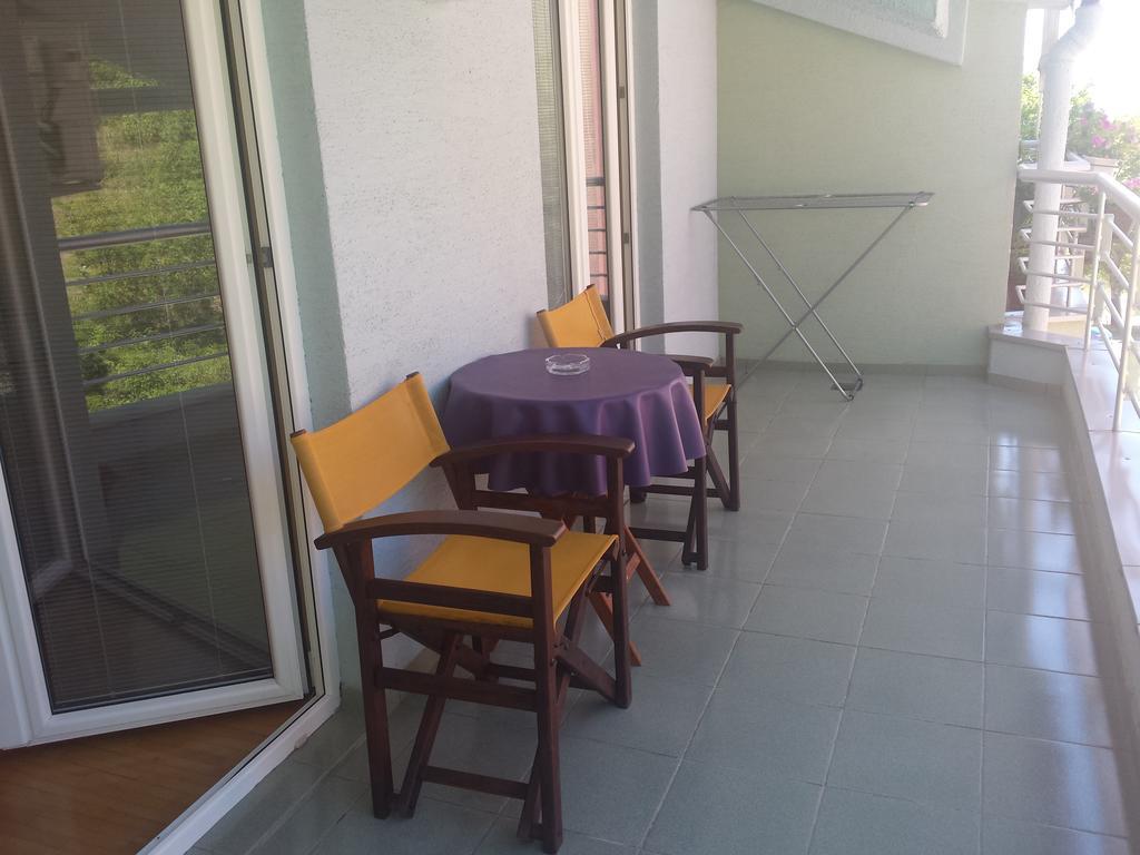 Gjole Apartments Lagadin Ruang foto