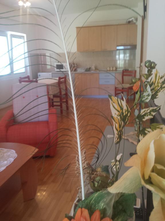 Gjole Apartments Lagadin Ruang foto