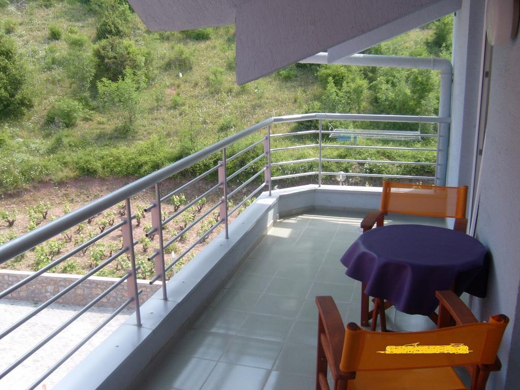 Gjole Apartments Lagadin Ruang foto